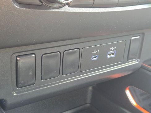 Used 2024 Nissan Frontier PRO-4X w/ Off-Road Protection Package image 24