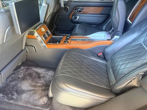 Used 2019 Land Rover Range Rover LWB SV Autobiography AWD/4WD image 24
