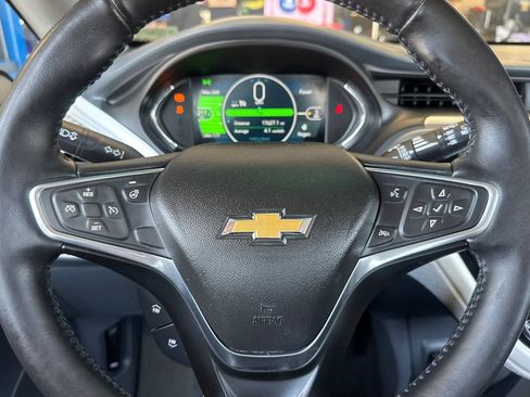 Used 2017 Chevrolet Bolt LT FWD image 34
