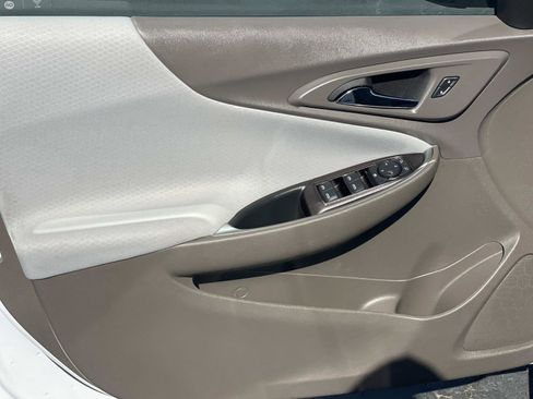 Used 2024 Chevrolet Malibu LT FWD image 19
