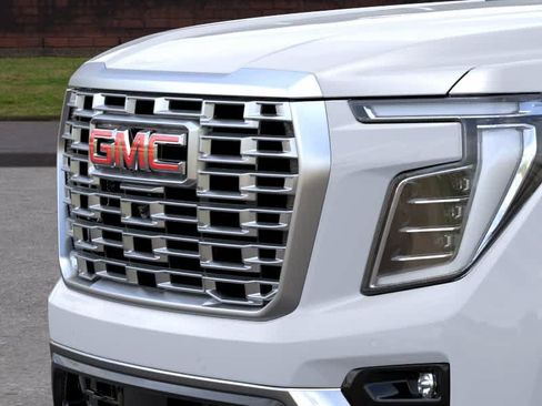 New 2026 GMC Yukon XL Denali w/ Denali Reserve Package AWD/4WD image 13
