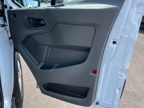 Used 2023 Ford Transit 350 XLT RWD image 21