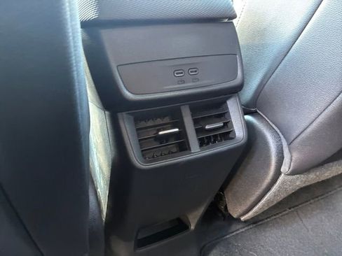 New 2026 Chevrolet Equinox LT w/ Convenience Package II AWD/4WD image 15
