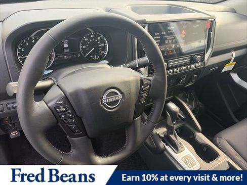 New 2026 Nissan Frontier SV w/ SV Convenience Package AWD/4WD image 9