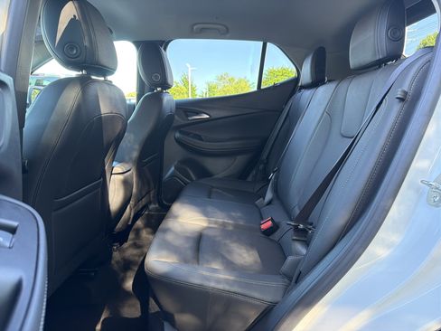 Used 2024 Buick Encore GX Sport Touring FWD image 30