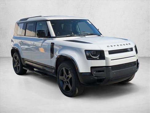 New 2026 Land Rover Defender 110 X-Dynamic SE image 7