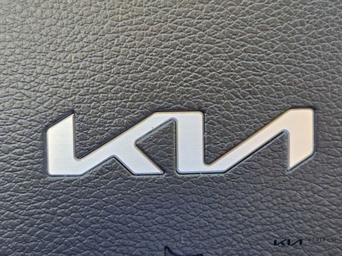 Certified 2025 Kia Sportage LX image 30