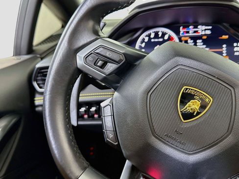 Used 2017 Lamborghini Huracan LP 580-2 RWD image 21
