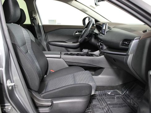 Used 2023 Nissan Rogue SV FWD image 20