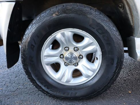 Used 2000 Toyota 4Runner SR5 w/ Upgrade Value Pkg 4 image 41