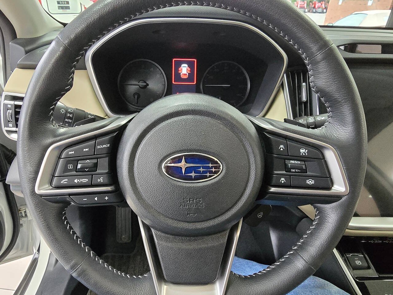 Used 2023 Subaru Outback Limited AWD/4WD image 37