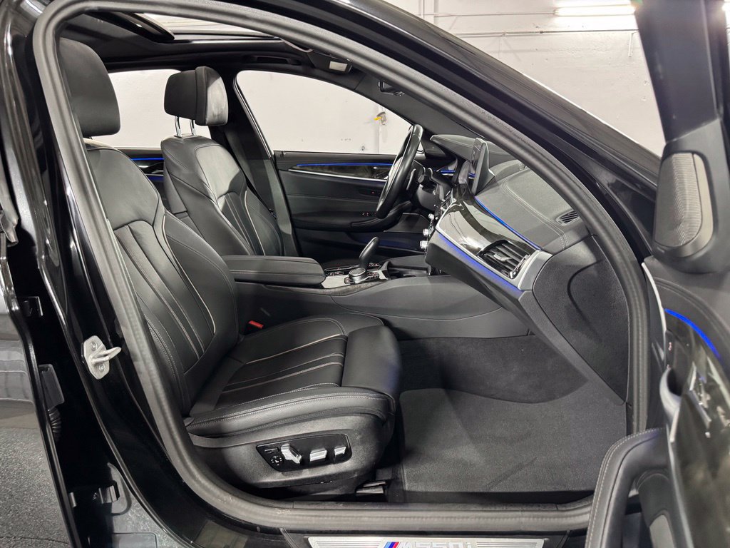 Used 2023 BMW M550i xDrive AWD/4WD image 51