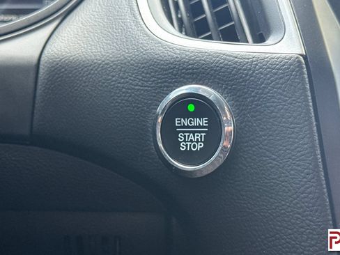 Used 2024 Ford Edge SEL AWD/4WD image 25