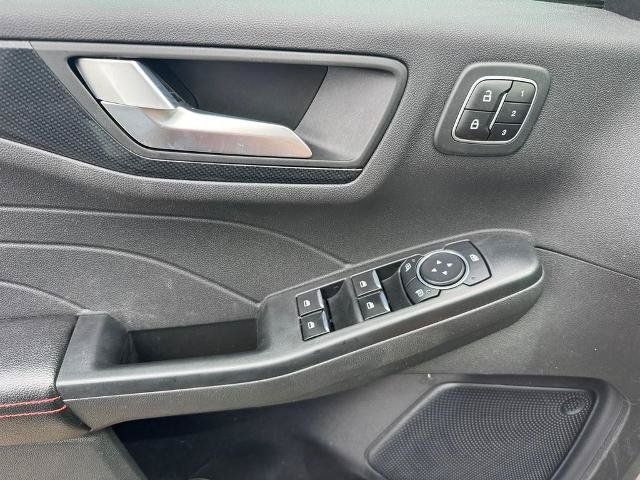 Used 2023 Ford Escape ST-Line Elite AWD/4WD image 18