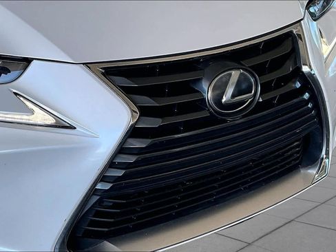 Used 2017 Lexus IS 200t w/ Premium Package RWD image 30
