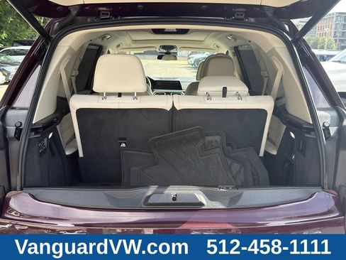 Used 2021 BMW X7 xDrive40i w/ Premium Package AWD/4WD image 9