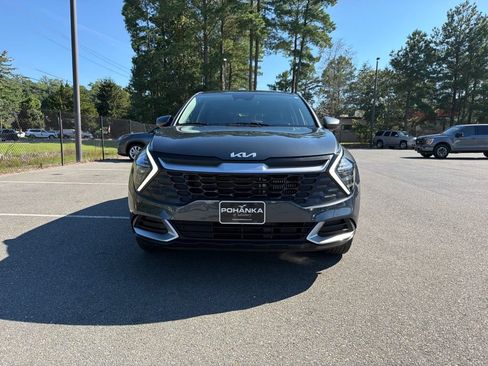 Certified 2024 Kia Sportage LX AWD/4WD image 3