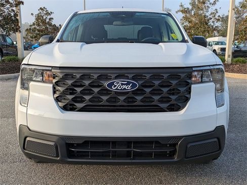 Certified 2025 Ford Maverick XL image 9