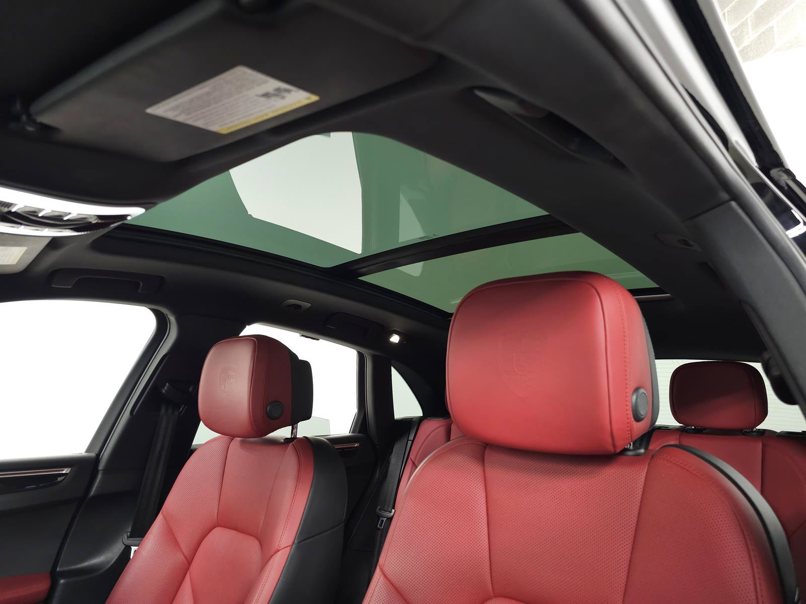 Used 2021 Porsche Macan S AWD/4WD image 16
