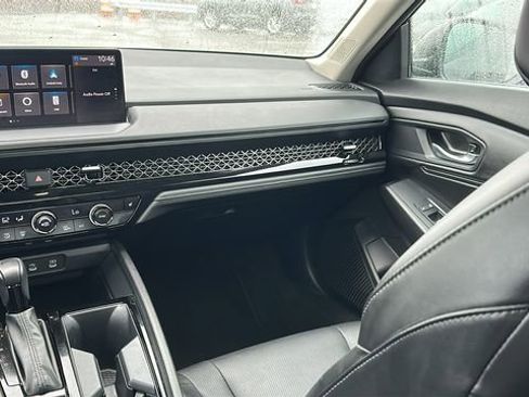 Used 2024 Honda Accord EX-L image 24