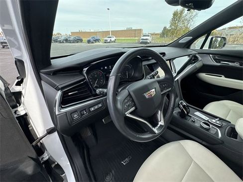 Certified 2024 Cadillac XT6 Sport image 10