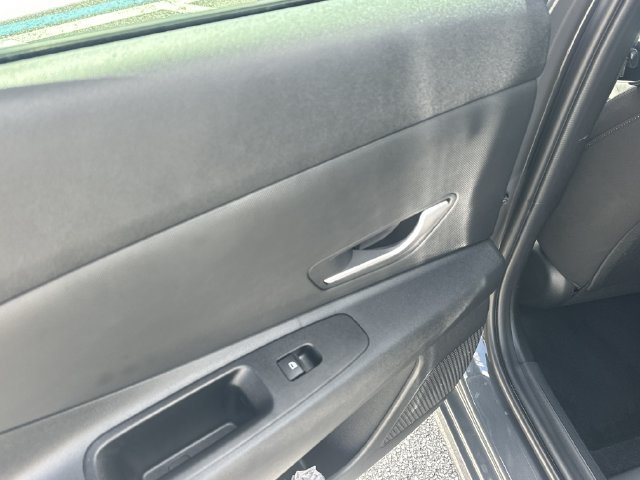 Certified 2024 Hyundai Elantra SEL FWD image 12