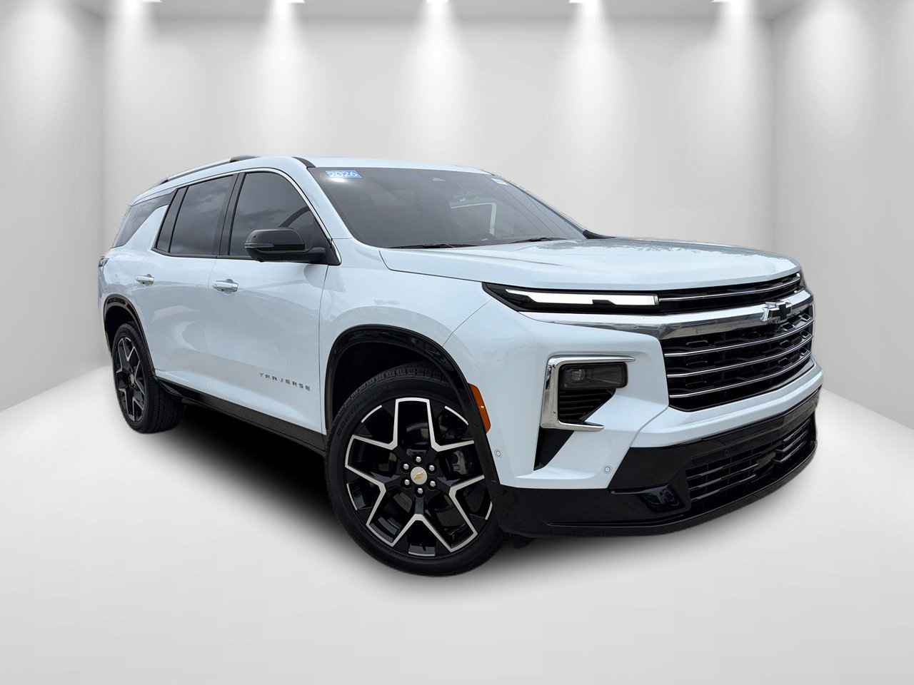 Used 2026 Chevrolet Traverse High Country FWD image 2