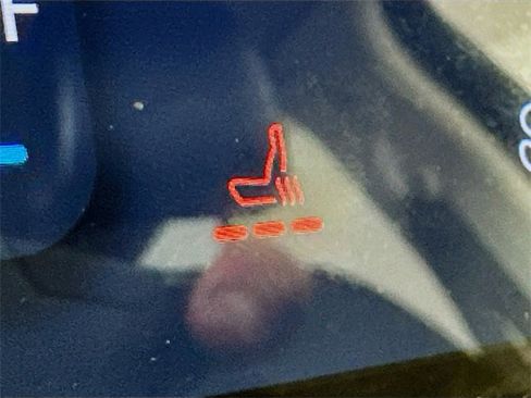 Used 2024 Ford Edge SEL image 32