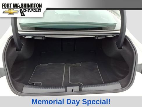 Used 2025 Mercedes-Benz CLA 250 4MATIC image 3