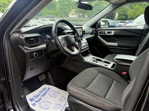 Used 2023 Ford Explorer XLT w/ Class IV Trailer Tow Package AWD/4WD image 19