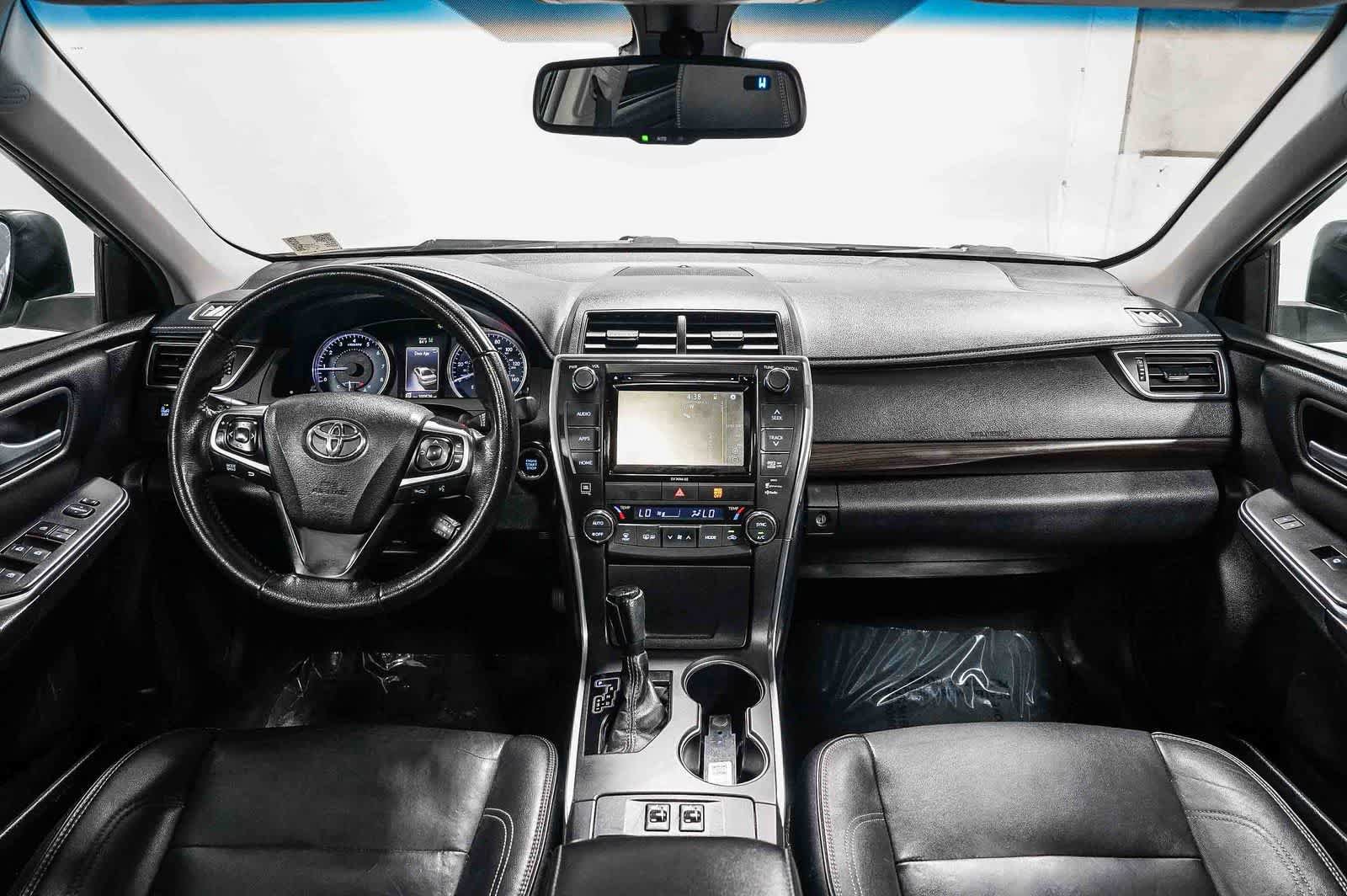 Certified 2016 Toyota Camry XLE w/ Advanced Technology Package FWD image 13