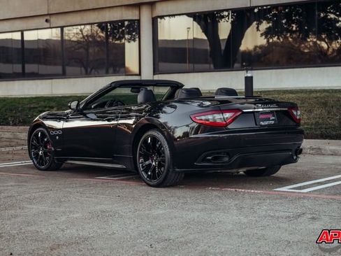 Used 2013 Maserati GranTurismo Sport image 9