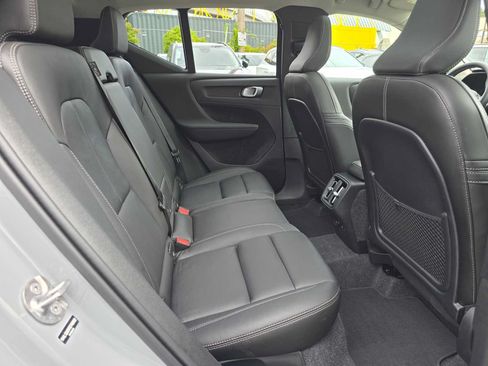 Used 2026 Volvo XC40 B5 Plus w/ Protection Package Premier AWD/4WD image 12