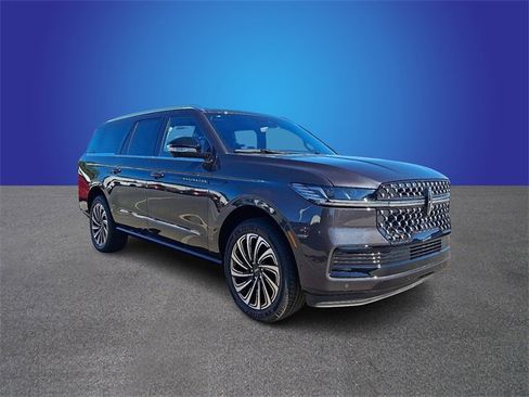 New 2025 Lincoln Navigator L Black Label image 2