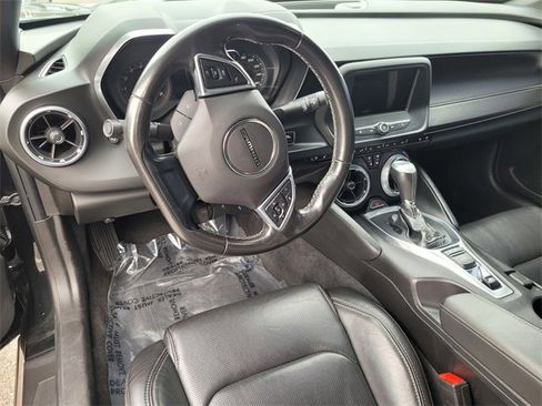 Used 2019 Chevrolet Camaro LT image 13