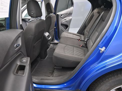 Used 2019 Chevrolet Equinox LT FWD image 16