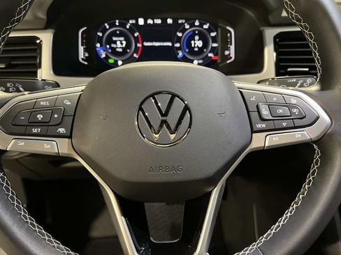 Certified 2023 Volkswagen Atlas Cross Sport SEL image 14