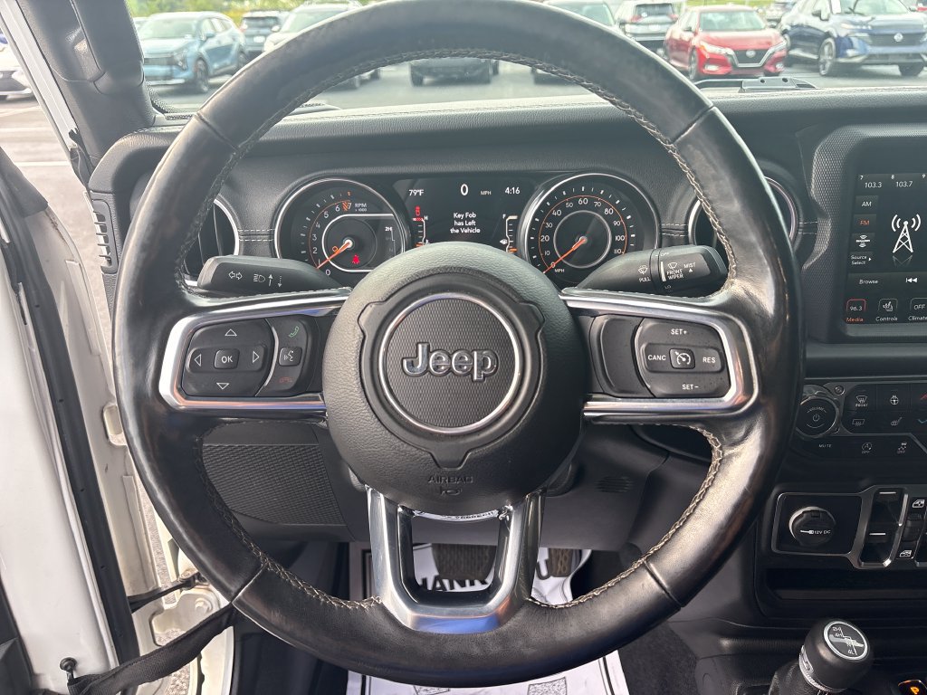 Used 2020 Jeep Gladiator Overland AWD/4WD image 34