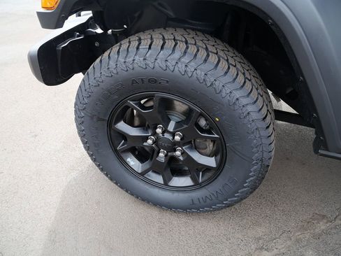 Used 2021 Jeep Wrangler Unlimited Sport AWD/4WD image 32