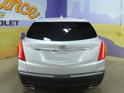 Used 2018 Cadillac XT5 AWD image 6