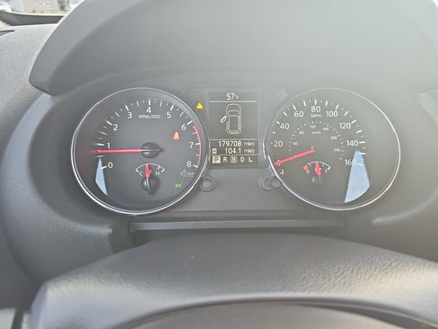 Used 2012 Nissan Rogue SL image 18