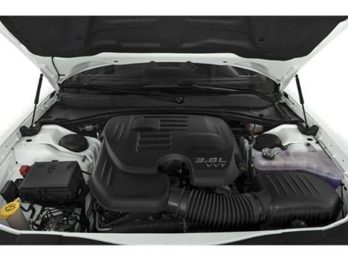 Used 2019 Chrysler 300 Touring w/ Sport Appearance Package image 13