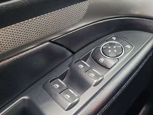 Used 2018 Ford Explorer XLT FWD image 24