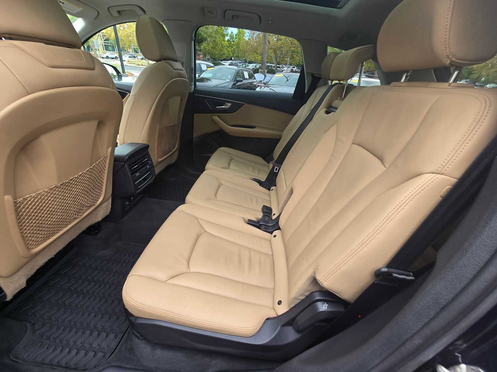 Used 2023 Audi Q7 2.0T Premium Plus w/ Premium Plus Package AWD/4WD image 18