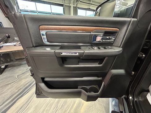 Used 2018 RAM 2500 Laramie image 48