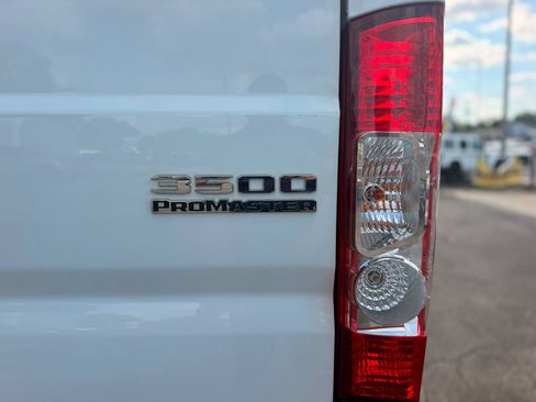Used 2025 RAM ProMaster 3500 w/ Convenience Group FWD image 22