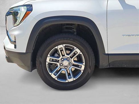 Used 2026 GMC Terrain Elevation FWD image 21