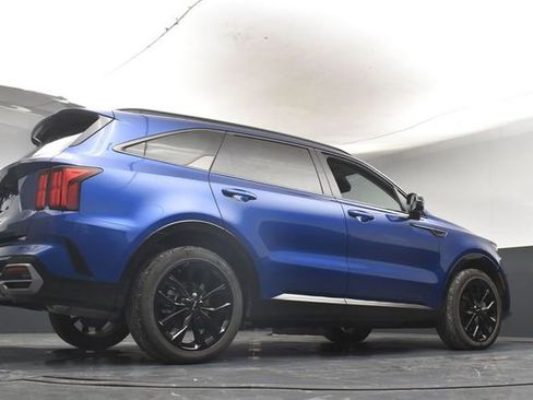 Certified 2023 Kia Sorento SX image 40