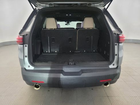 Used 2023 Chevrolet Traverse LS AWD/4WD image 29