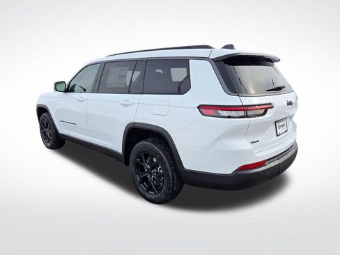 New 2026 Jeep Grand Cherokee L 4WD image 5